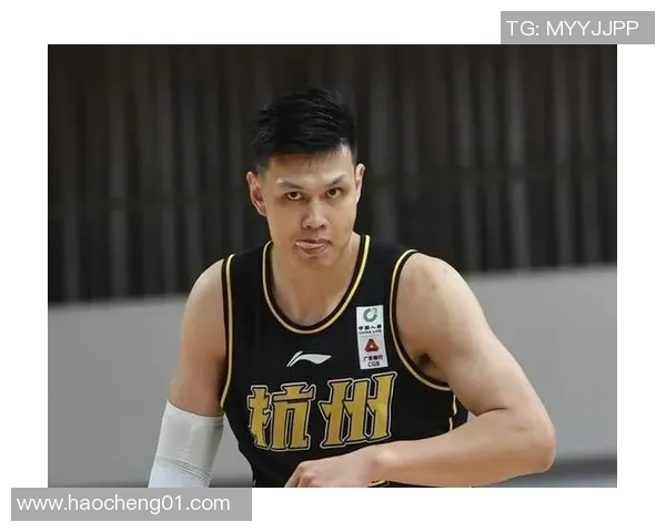 许钟豪的成长之路：从青涩少年到职场精英的蜕变历程